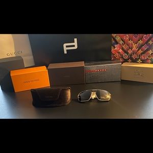 SOLD! Tom Ford Men's Chase Avaiator Sun Glasses Gold w/Black Lenses (NWT)